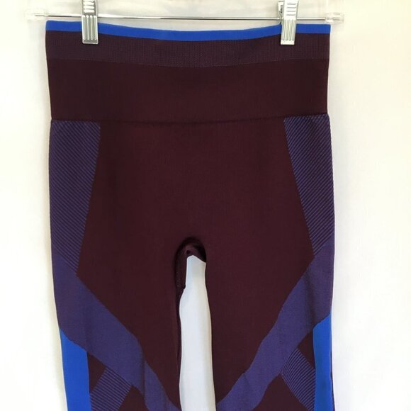 PINK Victoria's Secret Compression Leggings Cool & Comfy Women's Size Medium Gym - Picture 6 of 6